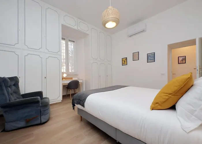 Ych-brand New Vatican Flat With Terrace דירה
